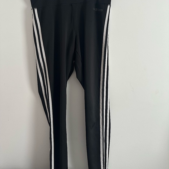 black and white activewear, ADIDAS - Picture 1 of 3